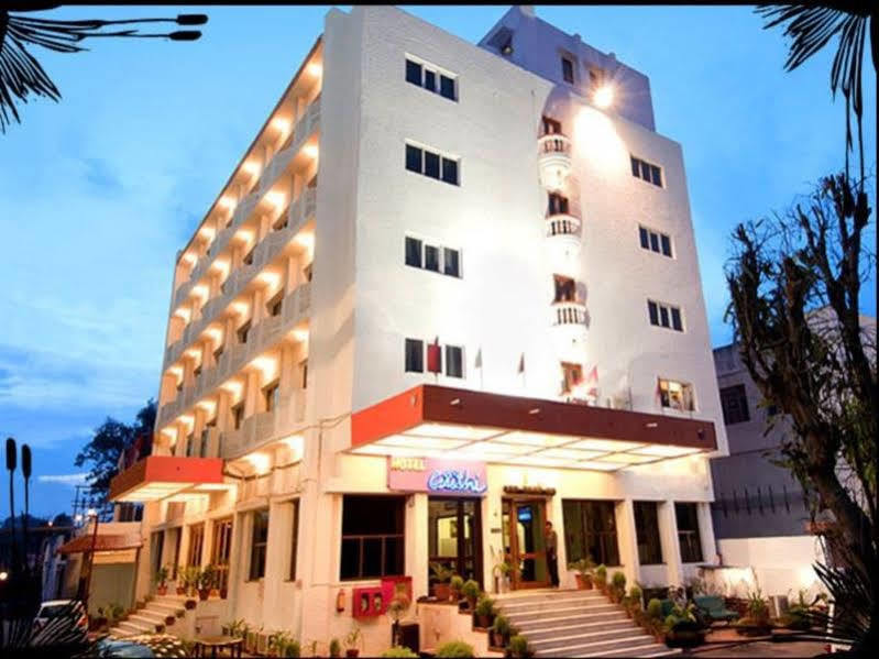 Hotel Atithi Agra  Eksteriør billede